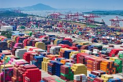 “超预期！” 多家外媒关心中国本年上半年进出